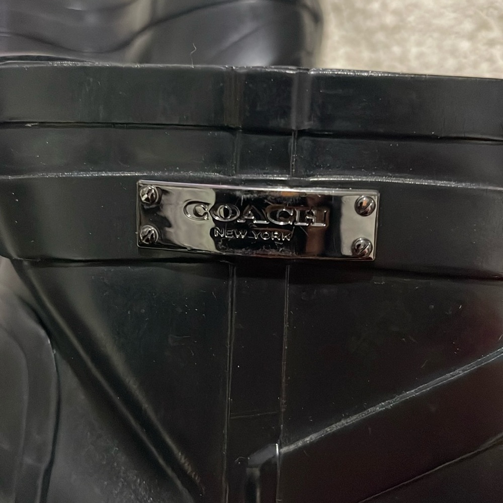 COACH - rain boots - 6.5 - Picture 3 of 7